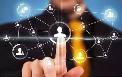 民營(yíng)經(jīng)濟(jì)通訊專題 小拇指智慧汽車服務(wù)——互聯(lián)網(wǎng)信息服務(wù)的新標(biāo)桿